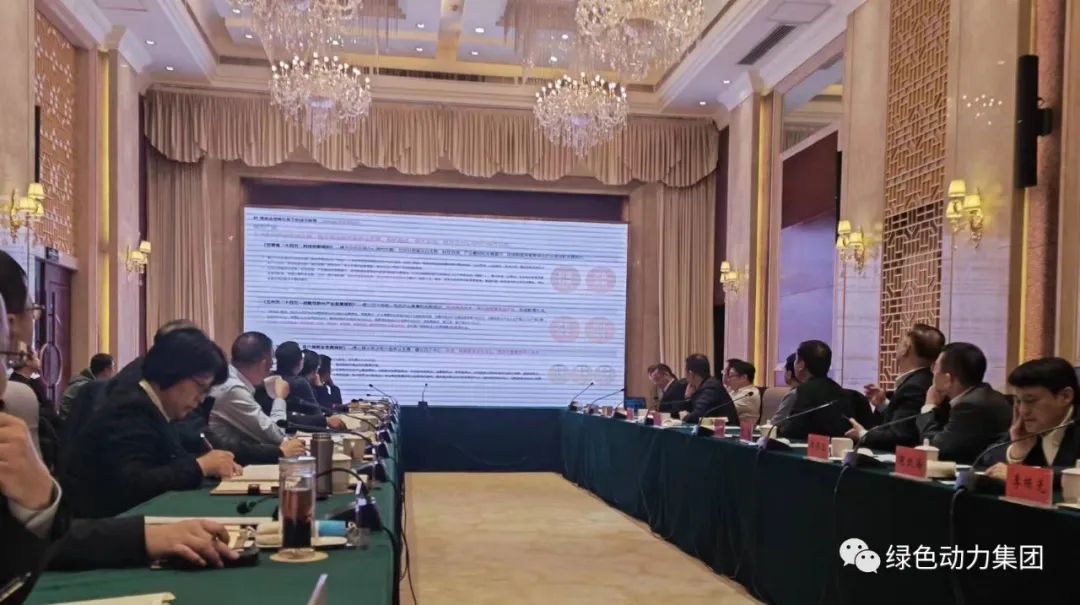 甘肃省主要领导亲切会见熊猫体育集团董事长乔德卫